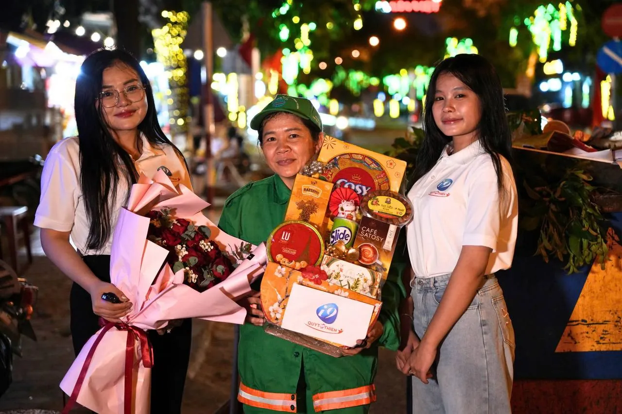 Biểu tượng điện thoại của daga68, tượng trưng cho kênh hỗ trợ qua hotline.